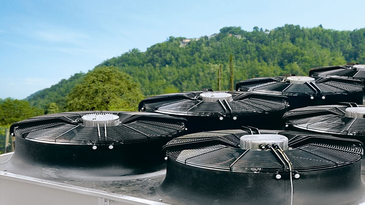 HyBlade axial fans for ventilation and air conditioning